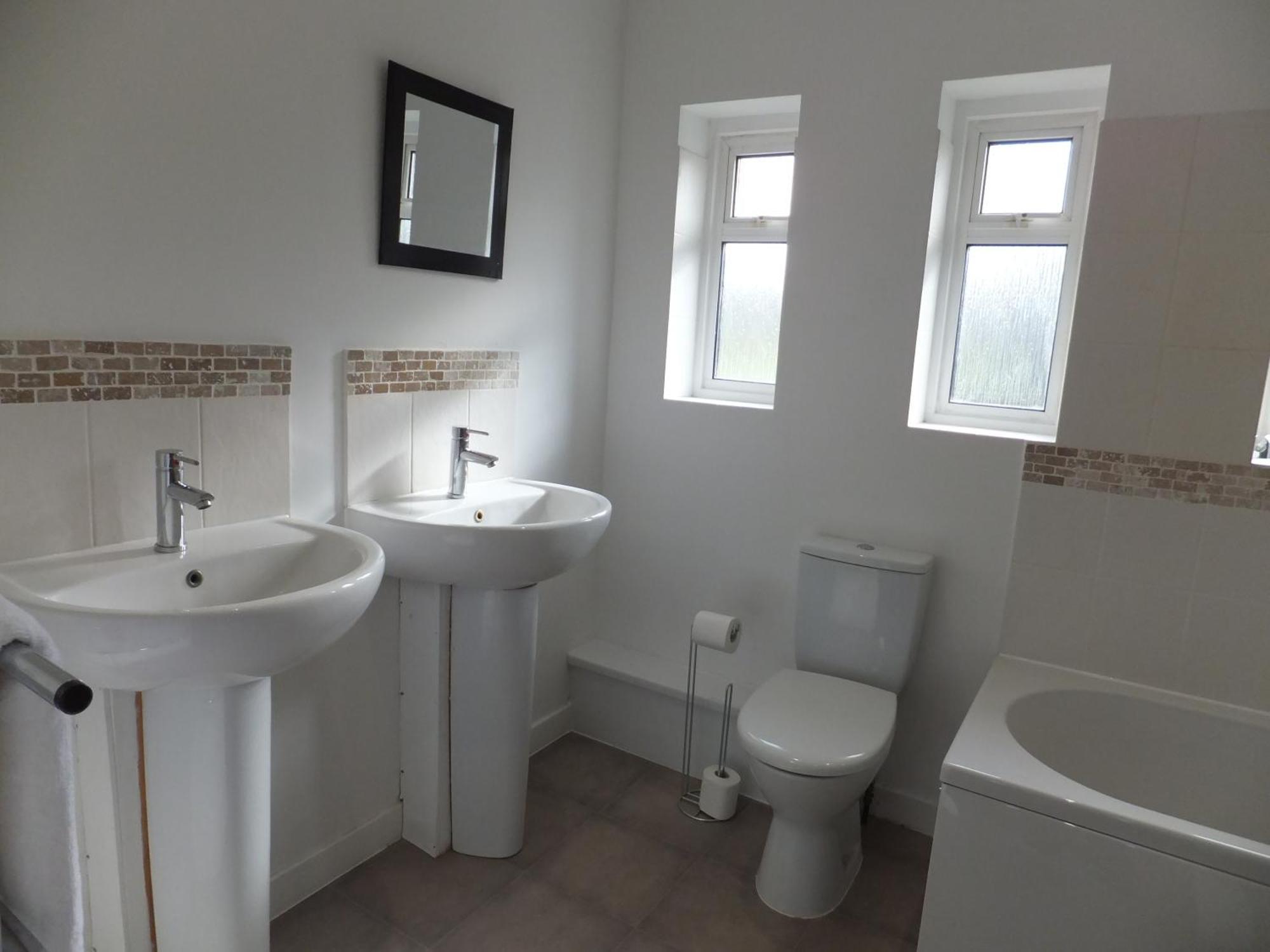 Many Worlds Meet - Eurostar, Wimbledon 30 Mins, Central London, Gatwick 15 Mins - Spacious, Sleeps Up To 16 Plus Cot - Free Wifi, Parking - Next To Lloyd Park, Great For Families, Walkers, Relocators - Ideal For Contractors London Borough of London Borough of Croydon Exteriör bild