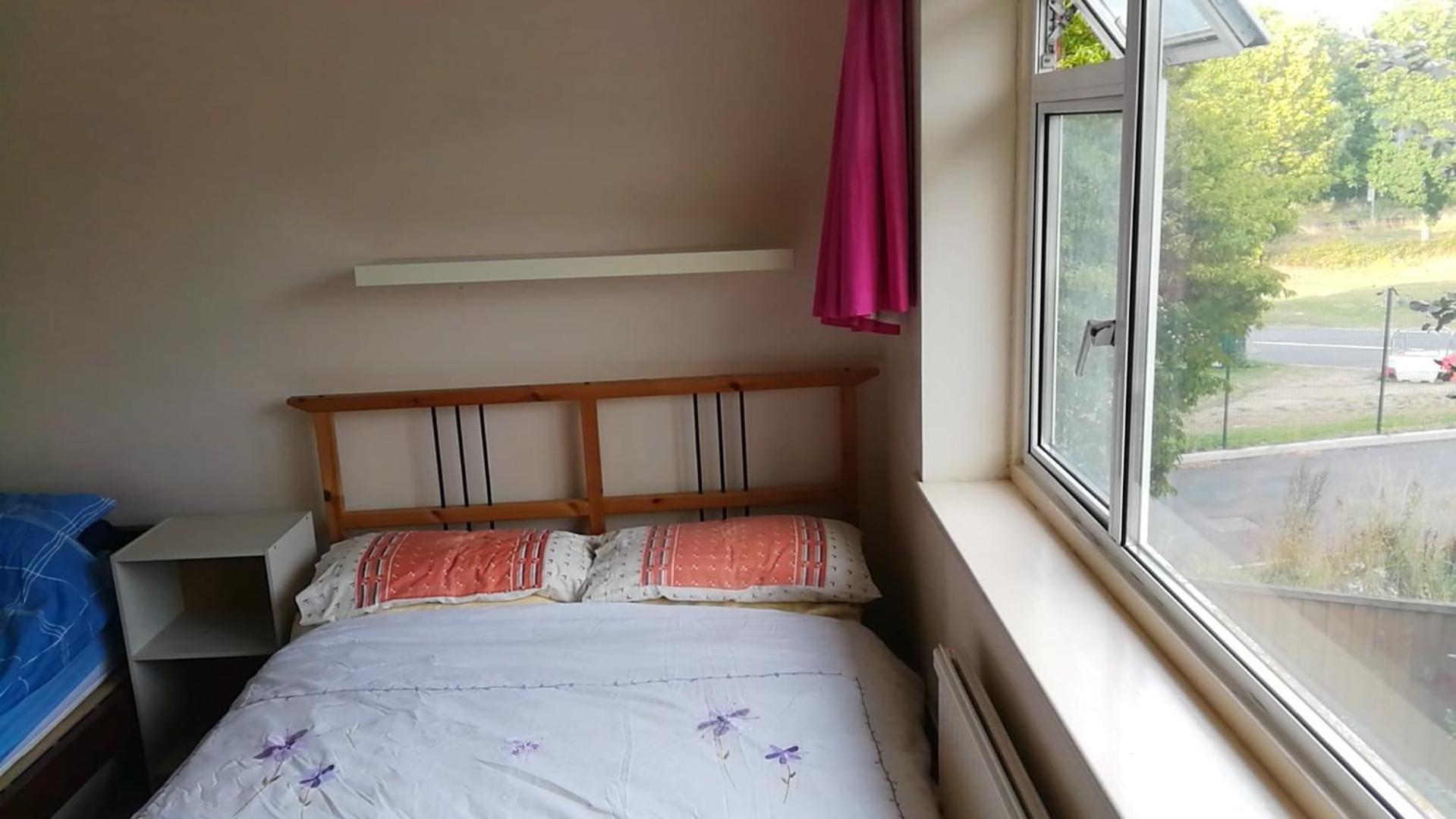 Many Worlds Meet - Eurostar, Wimbledon 30 Mins, Central London, Gatwick 15 Mins - Spacious, Sleeps Up To 16 Plus Cot - Free Wifi, Parking - Next To Lloyd Park, Great For Families, Walkers, Relocators - Ideal For Contractors London Borough of London Borough of Croydon Exteriör bild