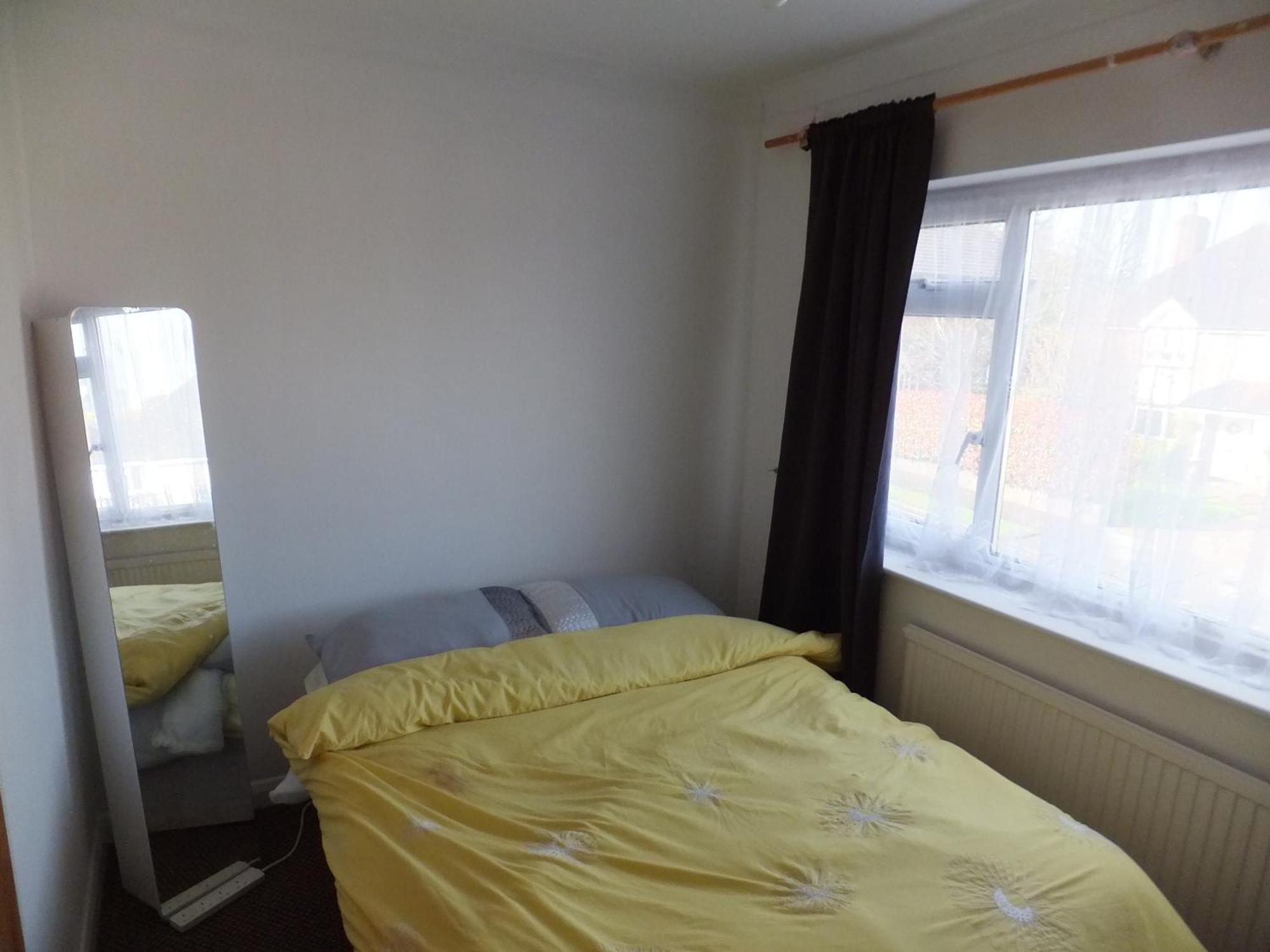 Many Worlds Meet - Eurostar, Wimbledon 30 Mins, Central London, Gatwick 15 Mins - Spacious, Sleeps Up To 16 Plus Cot - Free Wifi, Parking - Next To Lloyd Park, Great For Families, Walkers, Relocators - Ideal For Contractors London Borough of London Borough of Croydon Rum bild